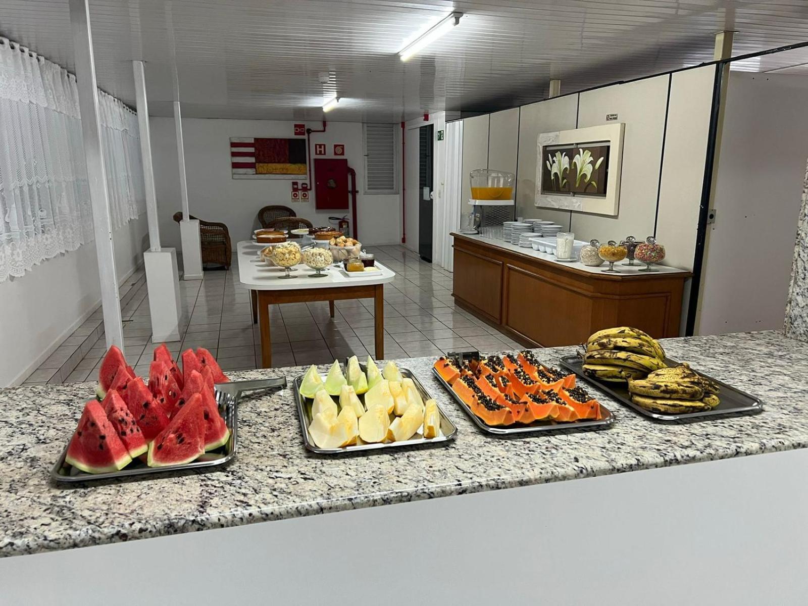 Hotel Mello Cascavel  Eksteriør bilde